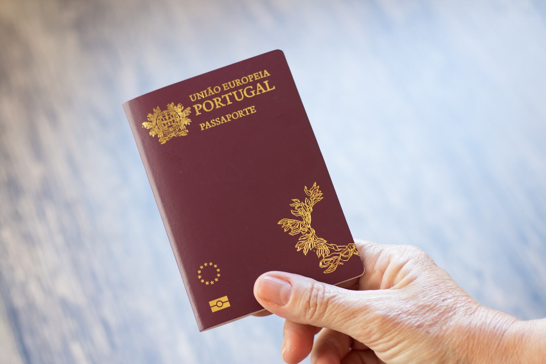 דרכון פורטוגלי שמות משפחה